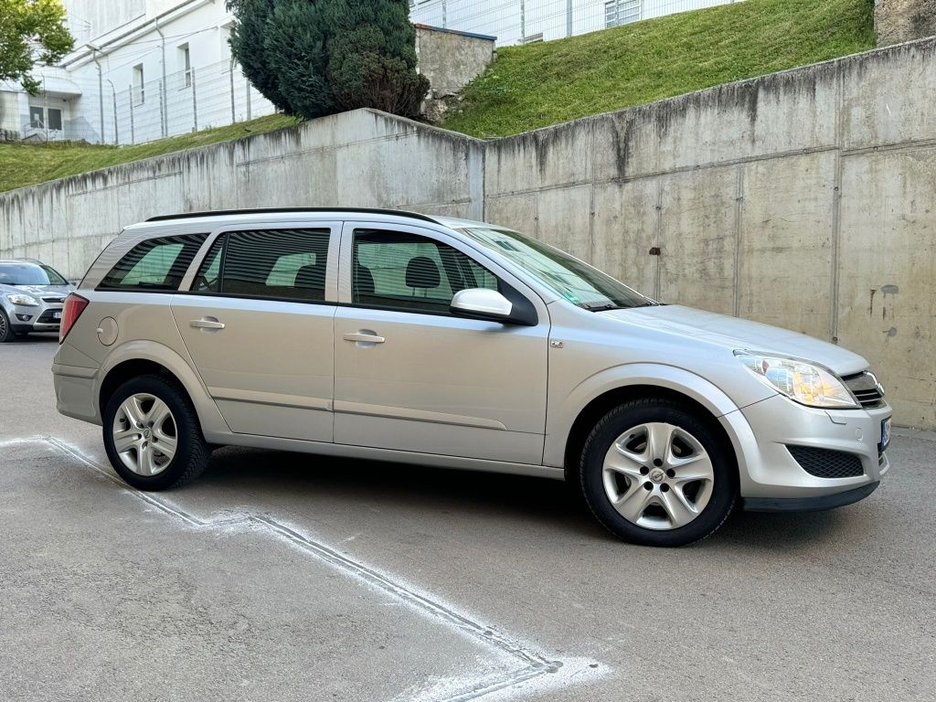 Opel Astra H  2009 1.7cdti Import Germania