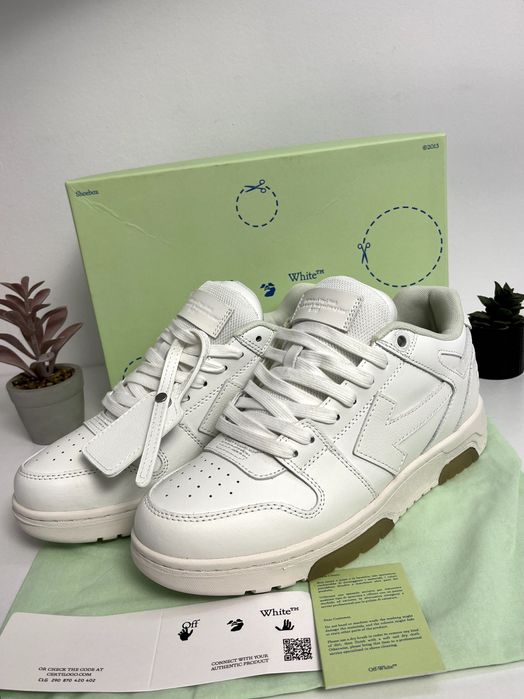 Off white Out Of Office Albi (40,42)(DS)