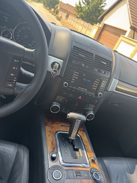 Volkswagen Touareg 3.0 TDI Automat – 4x4 – Full Options