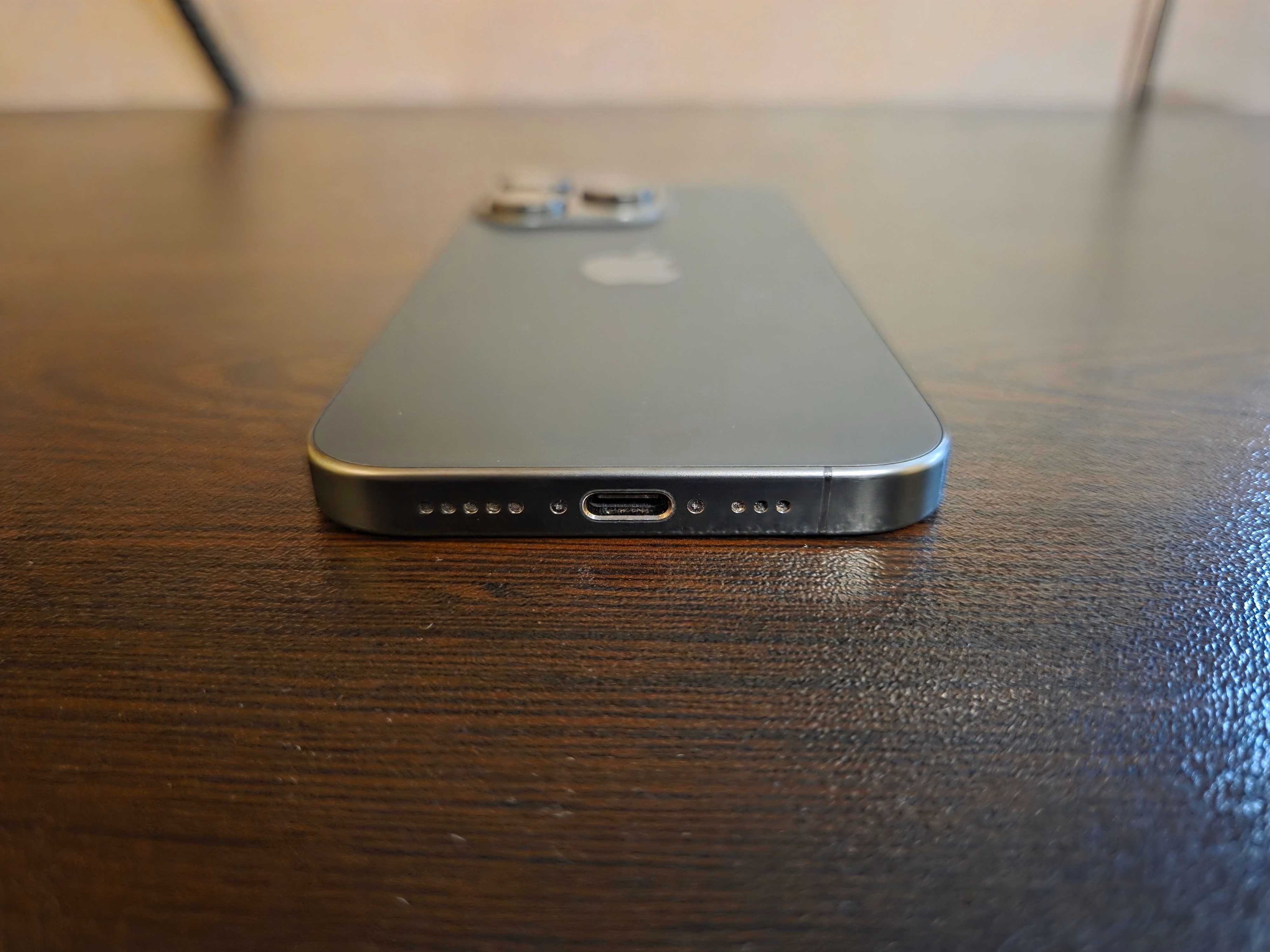 iPhone 15 Pro, 512GB, Titanium Black