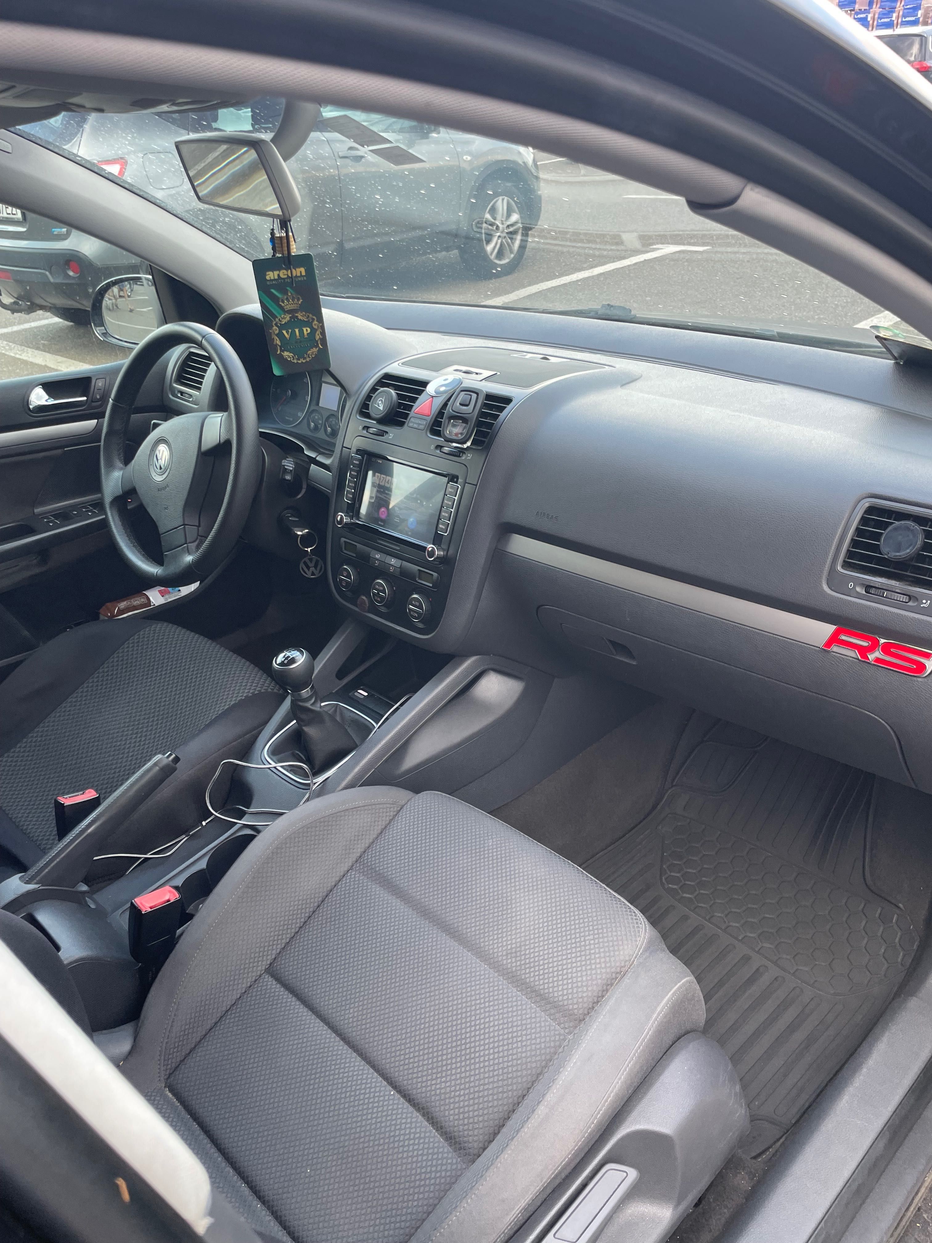 Volkswagen  Golf 5