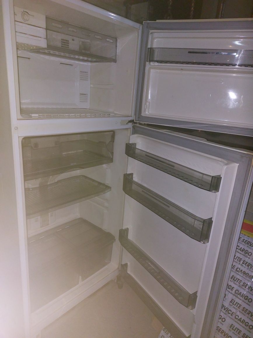 Холодильник Голд стар