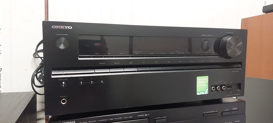Ресивър ONKYO TX-NR414 с дистанционно
