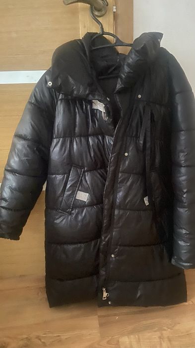 куртка зимняя срочно продам