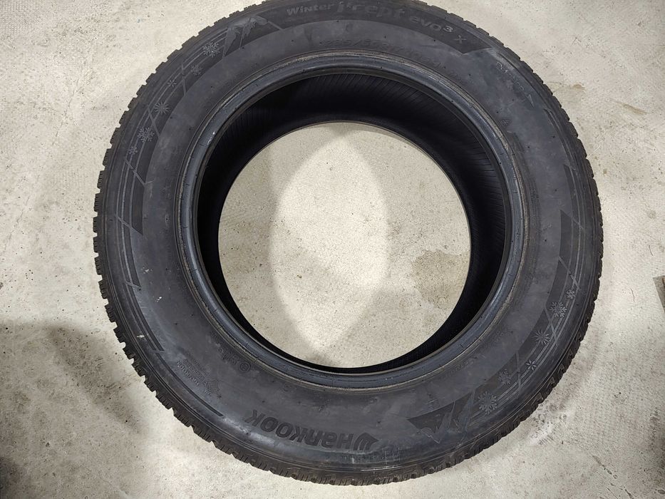 Anvelope 235 60 17 Hankook MS dot 22.20 profil 6.5 si 6 mm - 150 buc