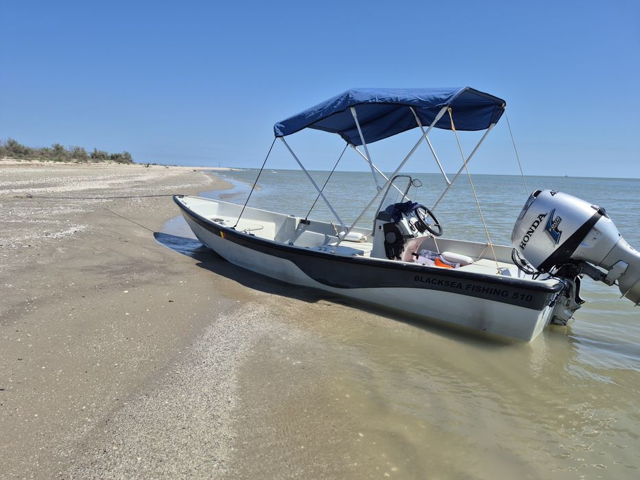 Vând barca Blaksea Fishing 510
