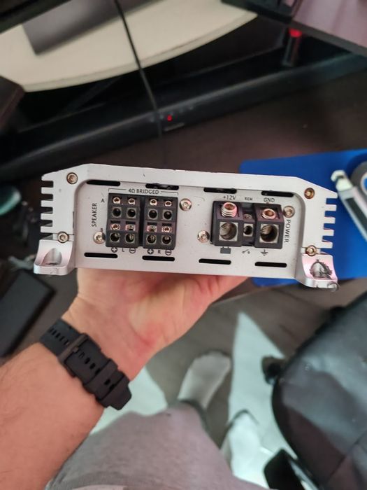 Amplificator audio auto sound magus pk550.4S prețul negociabil