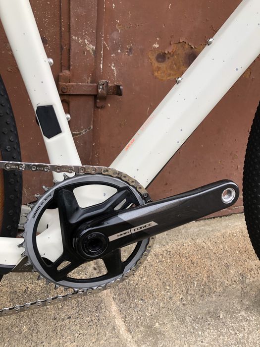 Gravel Rose Backroad full carbon/sram force axs
