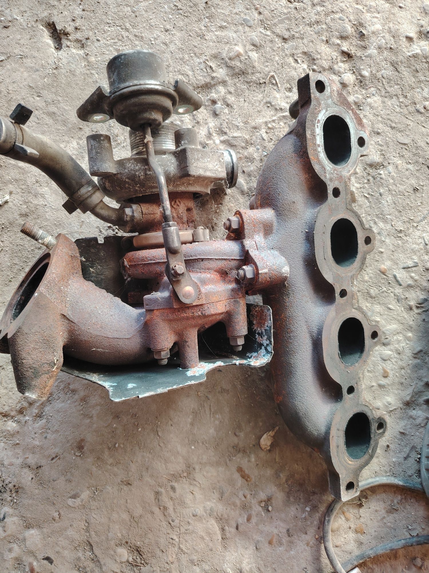 Vând turbina Opel Astra g 1.7 dti