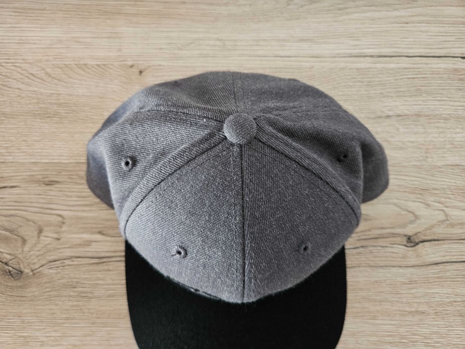 Șapcă bărbați RVCA ajustabilă. Gri/negru