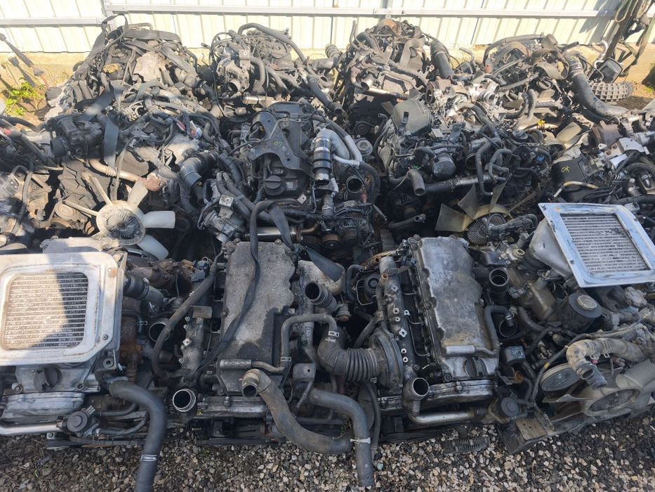 Motor nissan  juke 1.0 Qashqai 1.3 navara  2.3 ys23  2.5 3.0v6 v9x