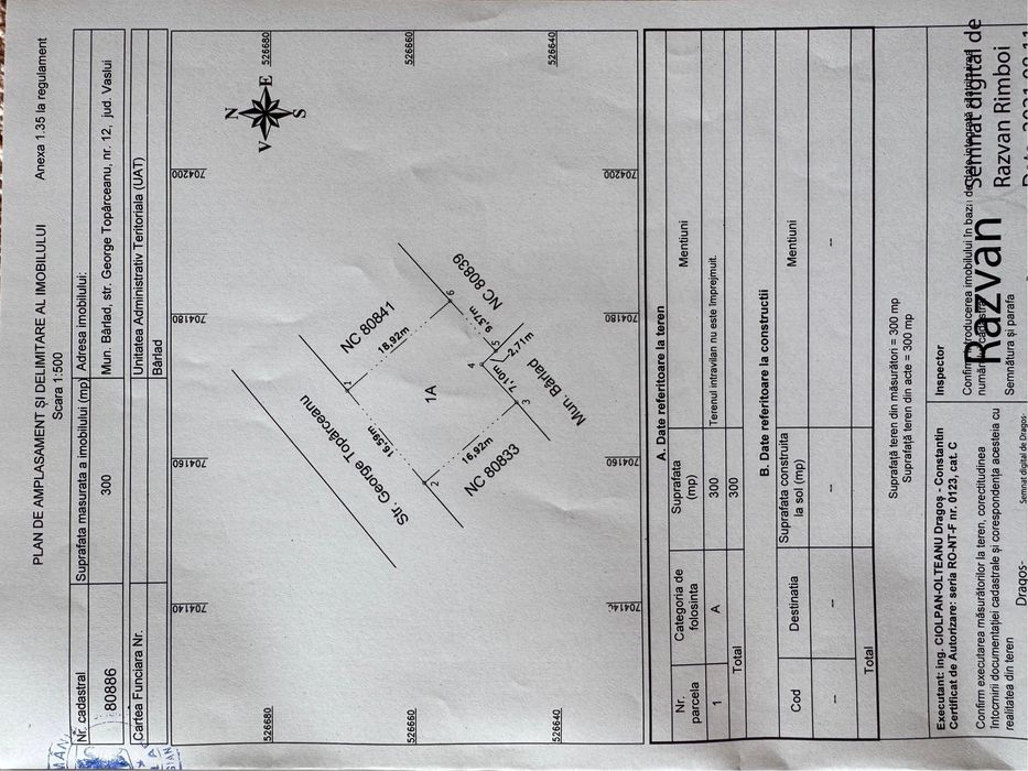 vand 300mp teren loc de casa zona Complex