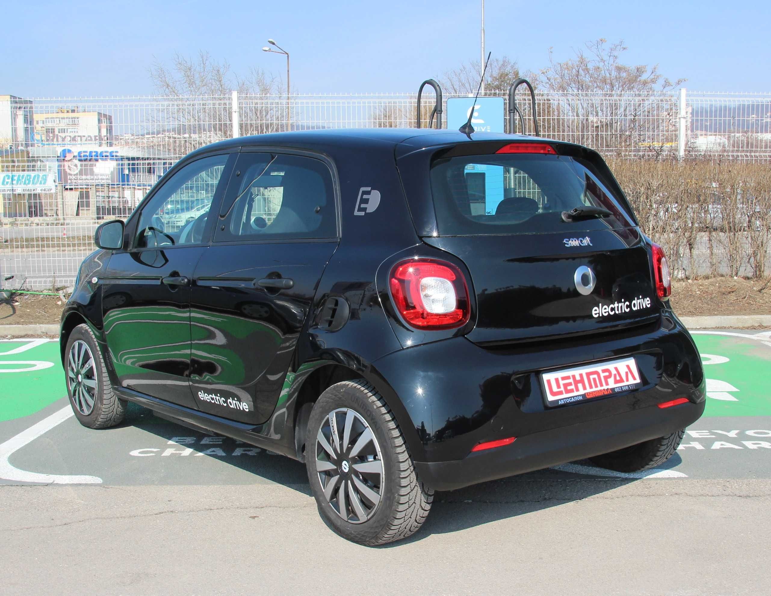 Smart ForFour  EQ LED  нов внос Германия