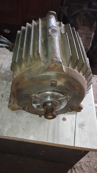 Электродвигатель 7.5Квт