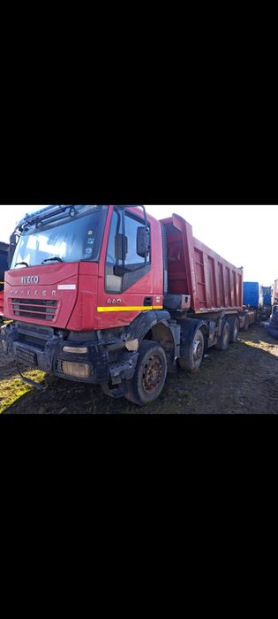 Iveco trakker 8x4