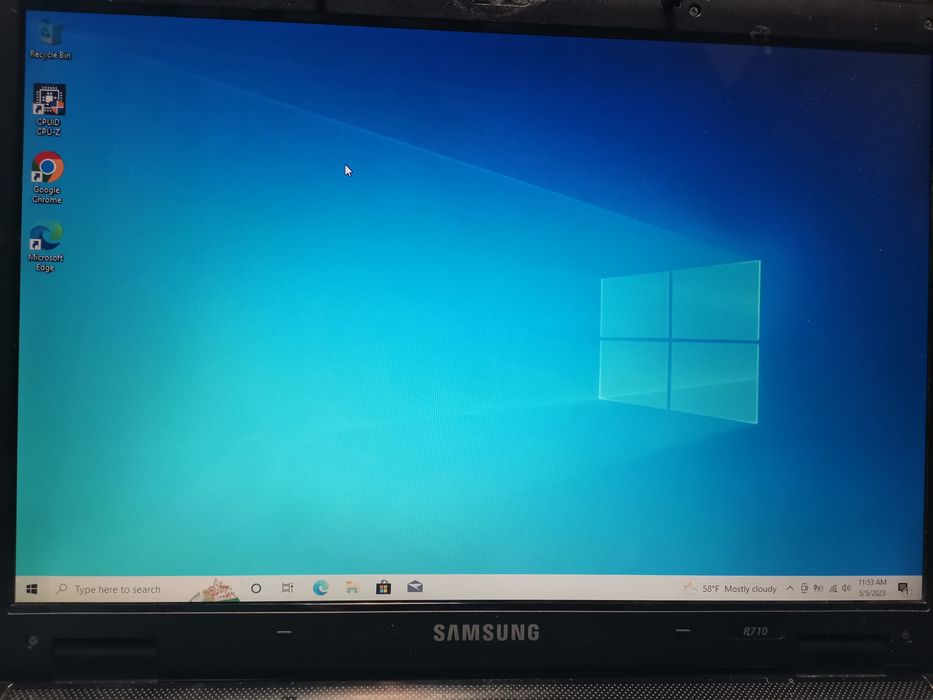 Лаптоп Samsung r710 Има