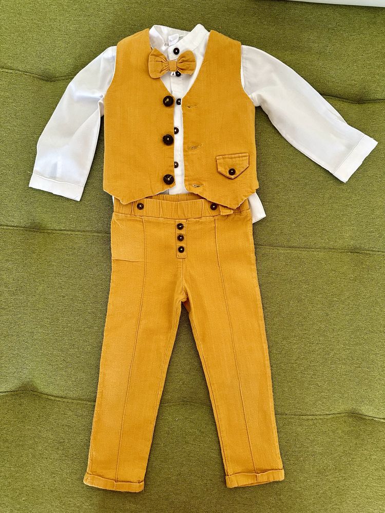 Costum galben din in, 5 piese, Bebelusi, 92 cm
