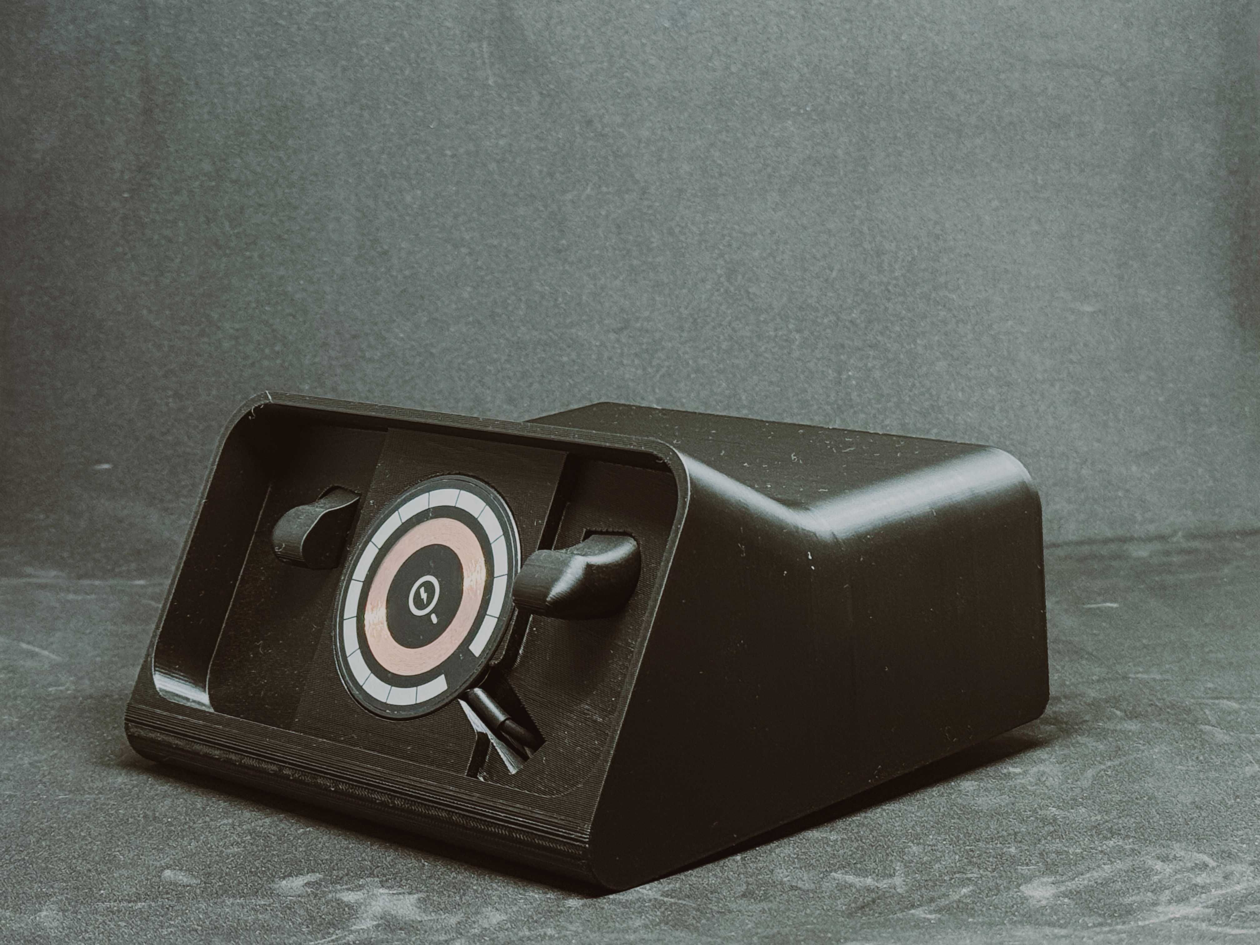 Vand suport Iphone 15 PRO dock