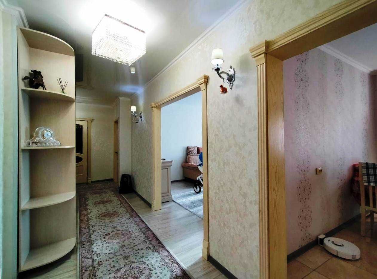 Продается улучшенная 3-х комнатная квартира по Шахтеров 31б