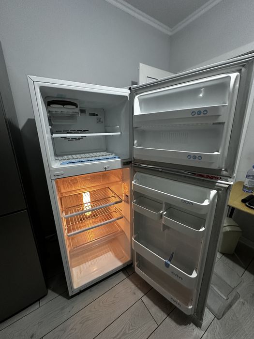 Холадильник LG express cool