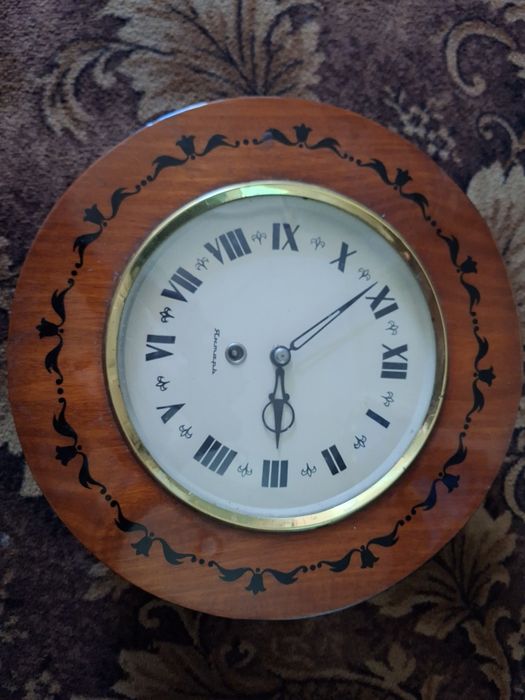 Продам часы, времен СССР