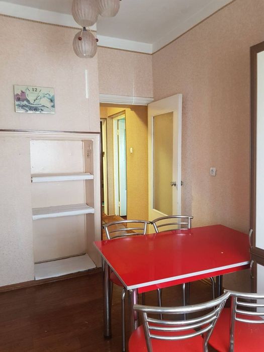 Продаётся квартира в центре ц6