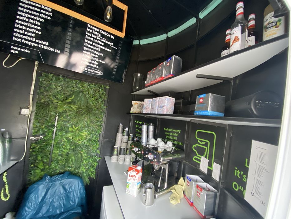 Vand afacere la cheie , coffee shop !