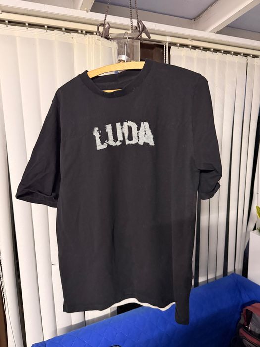 Луда тениски на добри цени