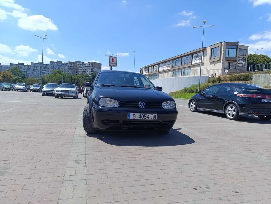 Автомобил Golf 4