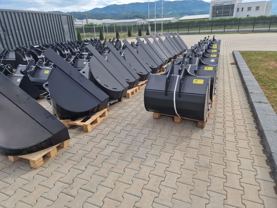 Caterpillar Cupa trapezoidala Cupa trapez JCB , CAT , KOMATSU