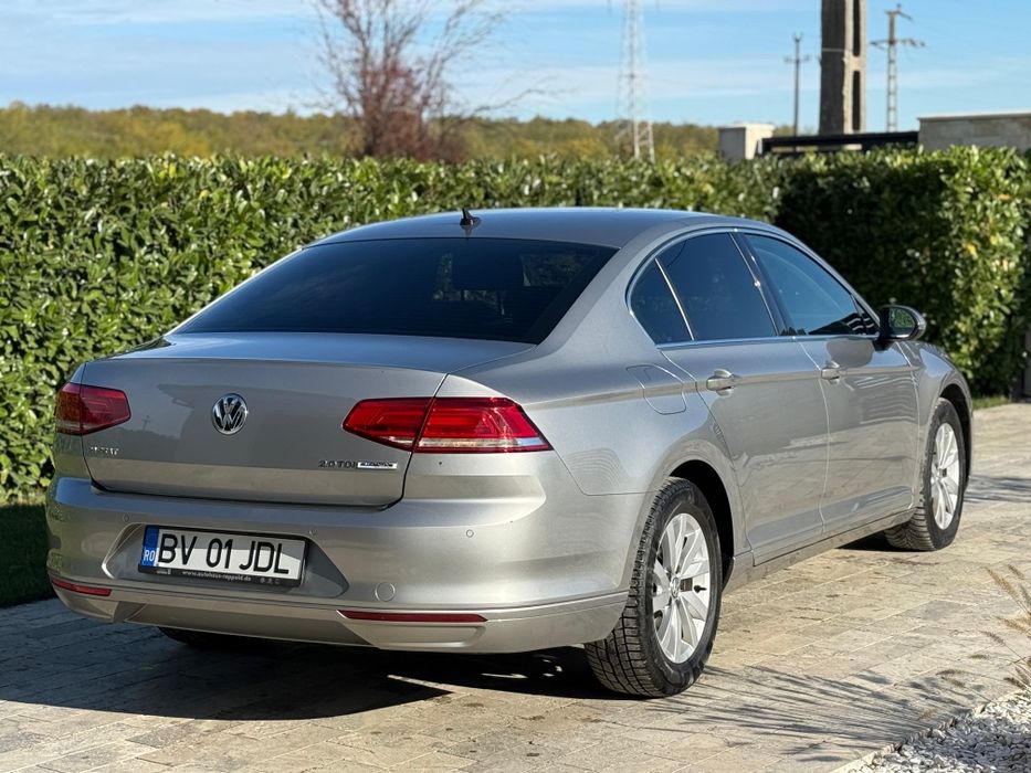 Passat B8  2.0TDI DSG cu padele