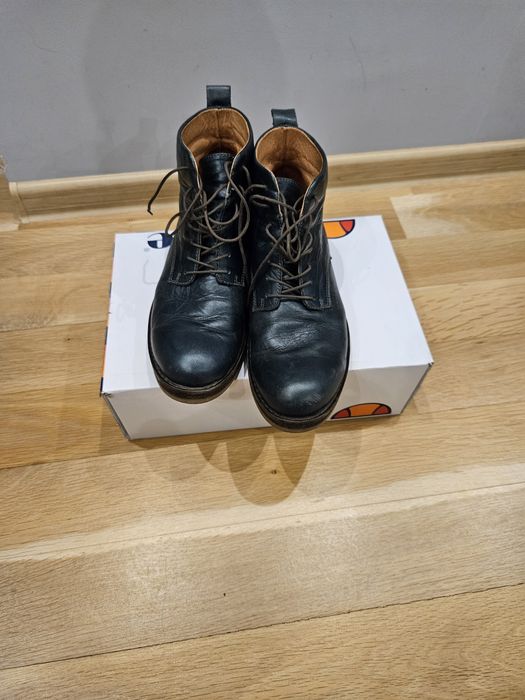 Дамски кожени боти