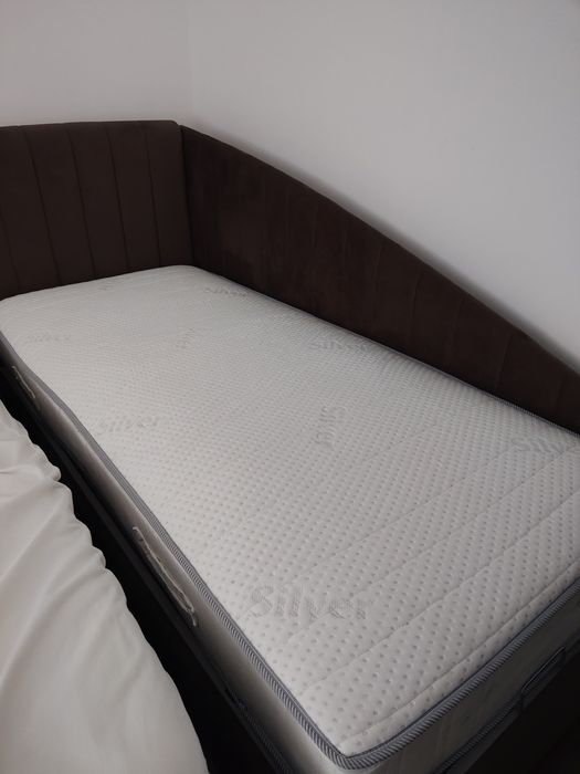 Vând pat +saltea 90×200