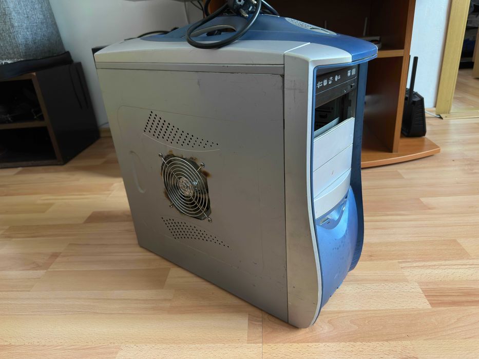 PC AMD Athlon Dual Core 2.6GHz [Placa video defecta]