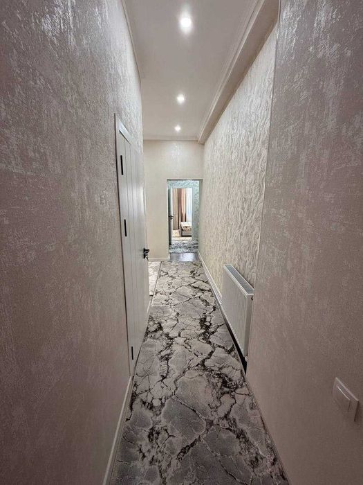 Продаётся 1х переделан на 2х квартира на 3 этаж орр ШАРК 2