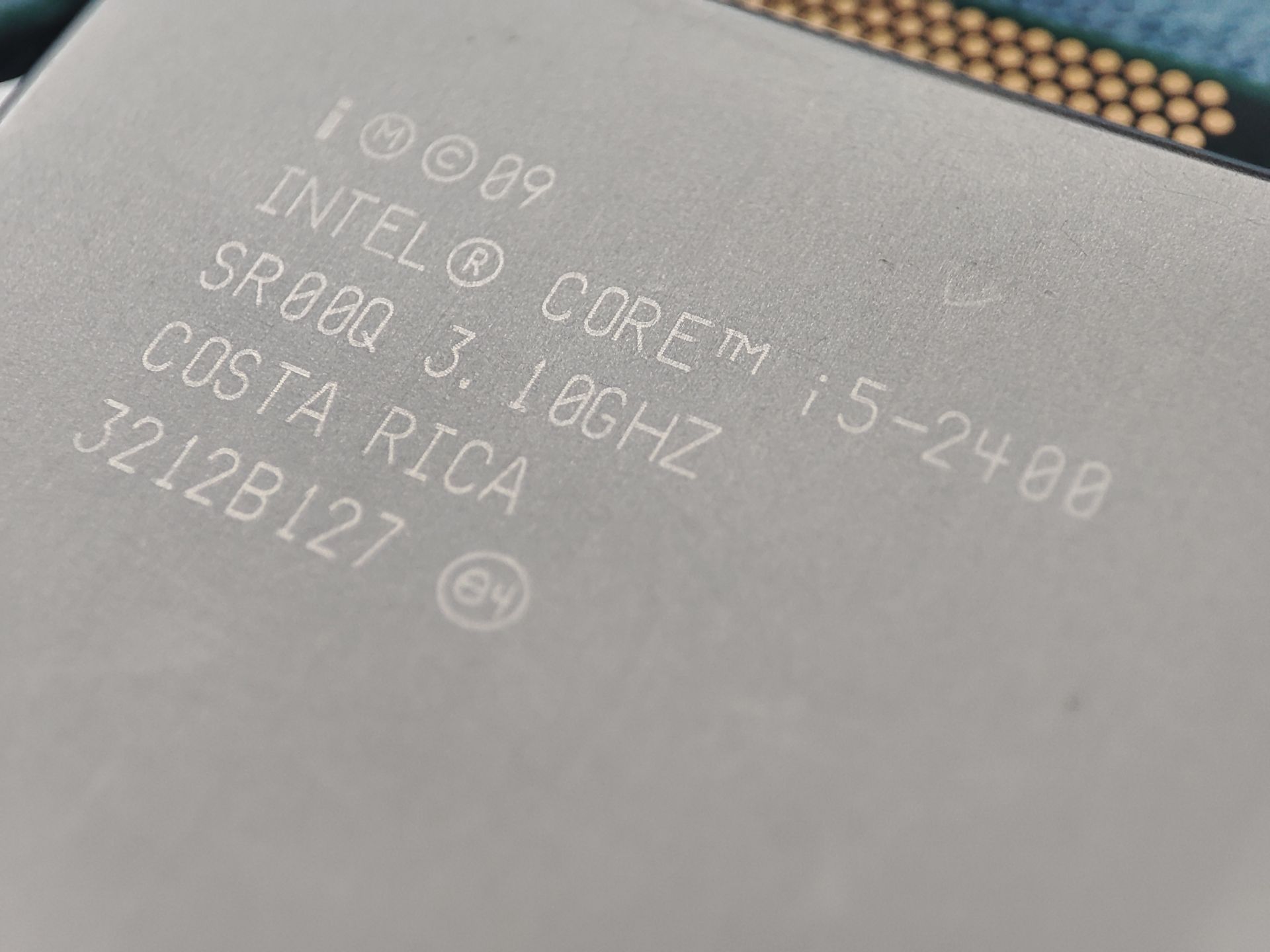 Процесор Intel i5 2400