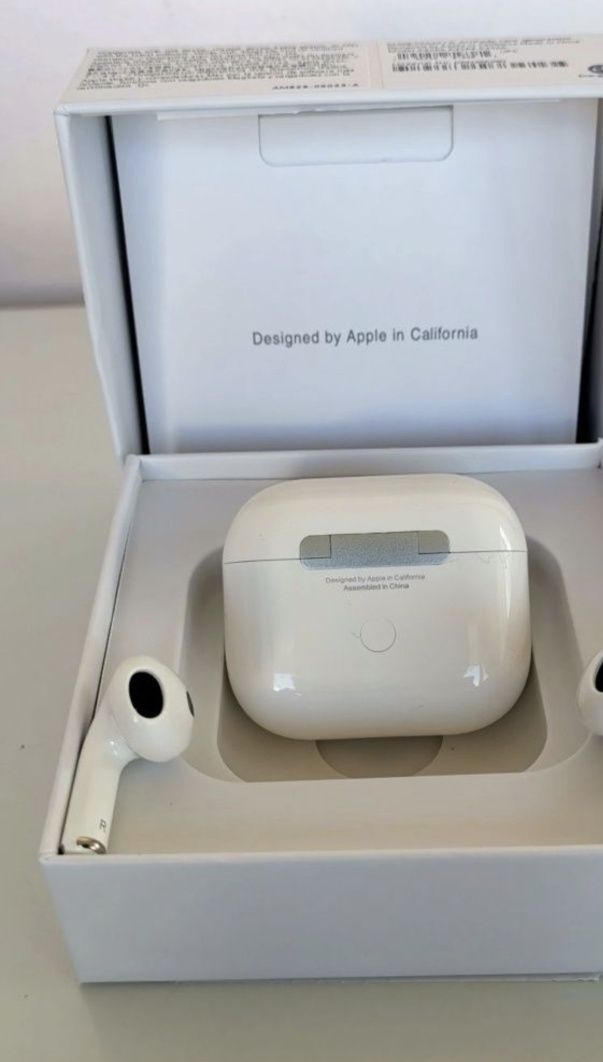 Airpods 3 gen 3 ios 17 updated căști wireless Magsafe Iphone android