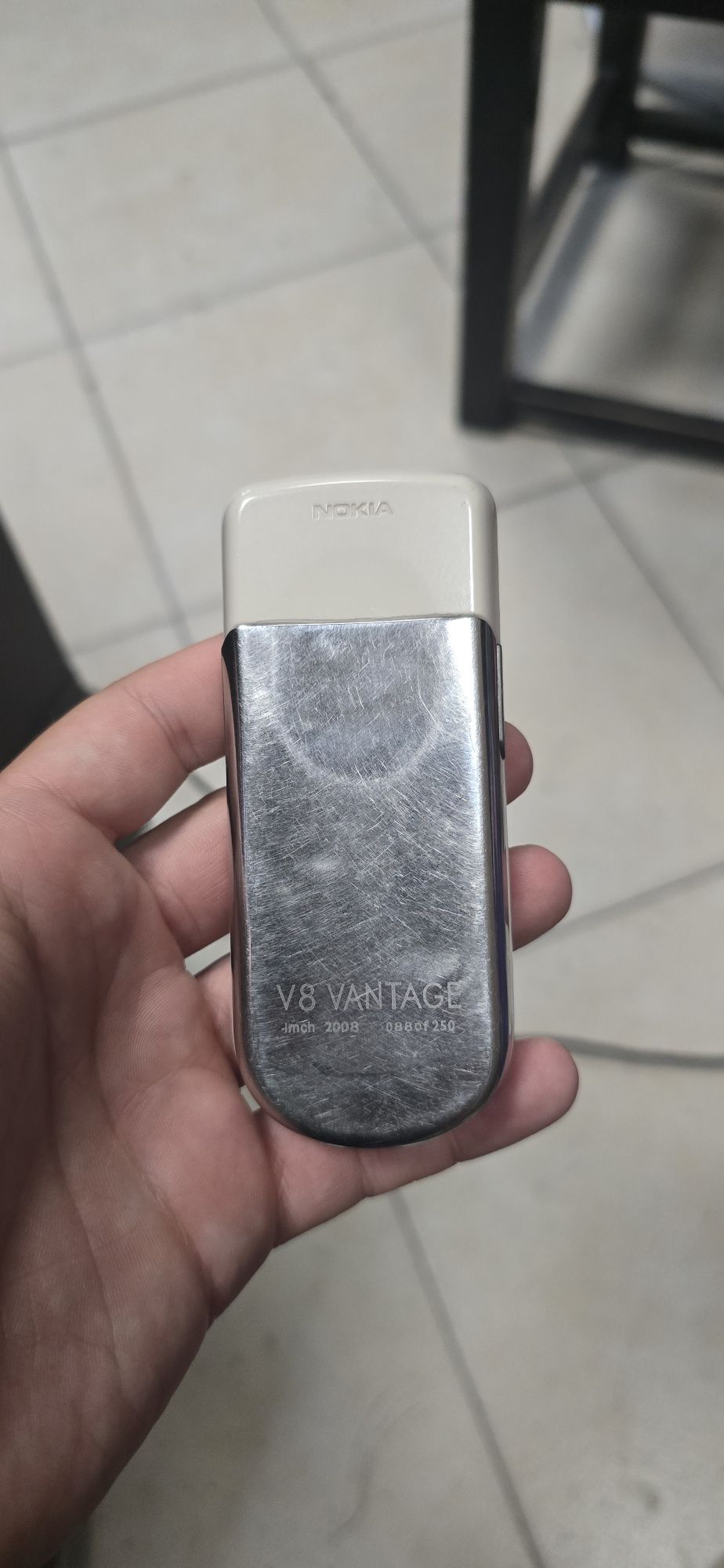 Nokia 8800 Classic и Nokia 8800 Sirocco