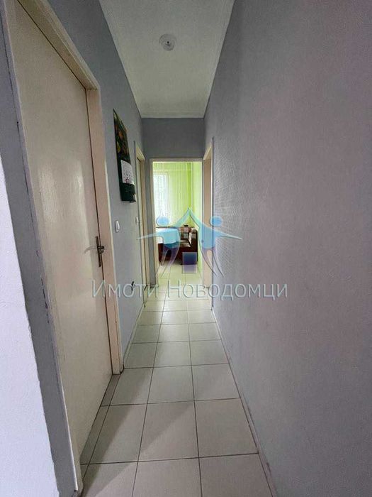 Продава се Тристаен апартамент в Шумен, Пазара - 80 кв.м за 1180 €/кв.м - Снимка #4