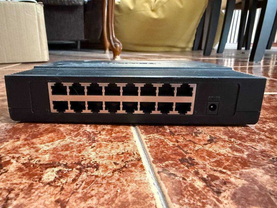 Tp-link TL-SF1016D Ethernet Switch