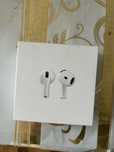Наушник Apple Airpods 4th gen