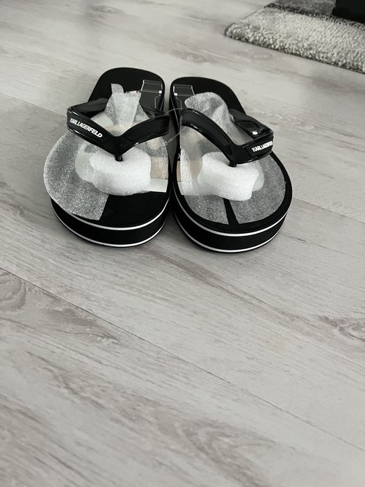 Slapi Karl Lagerfeld