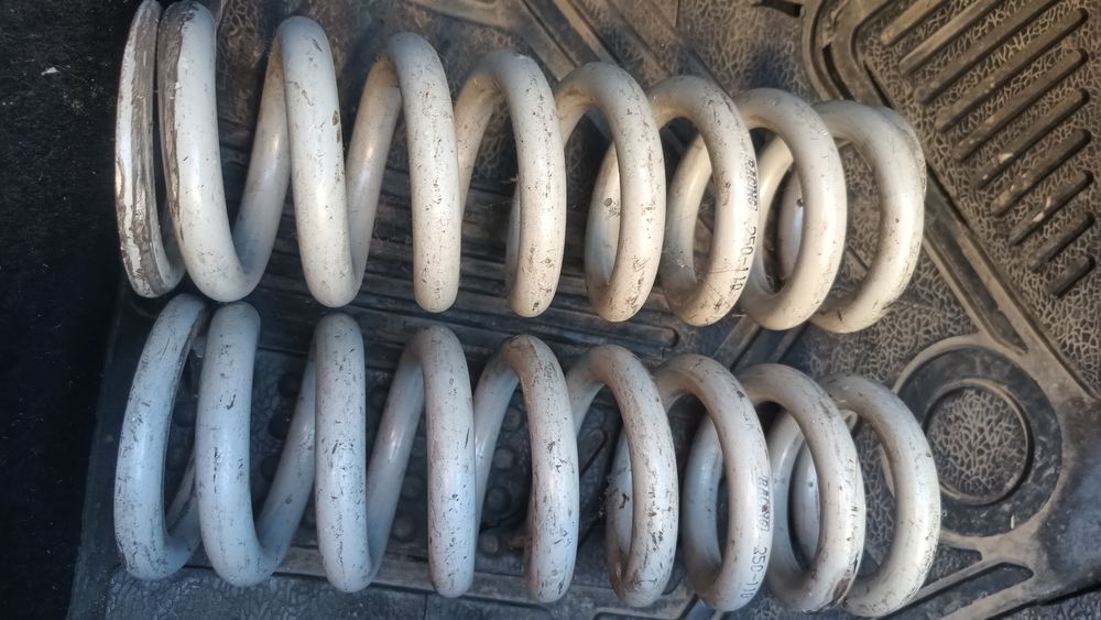 Спортни пружини за койловъри 250мм