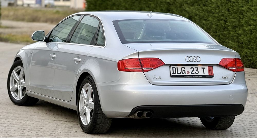 Audi A4 B8 ,1.8 TFSI /160cp/Berlina/Ledurii/Navi/Jante R17 /TOP