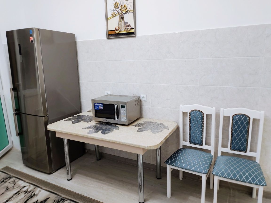 Сдам элитную 1 ком.кв. напротив Дару