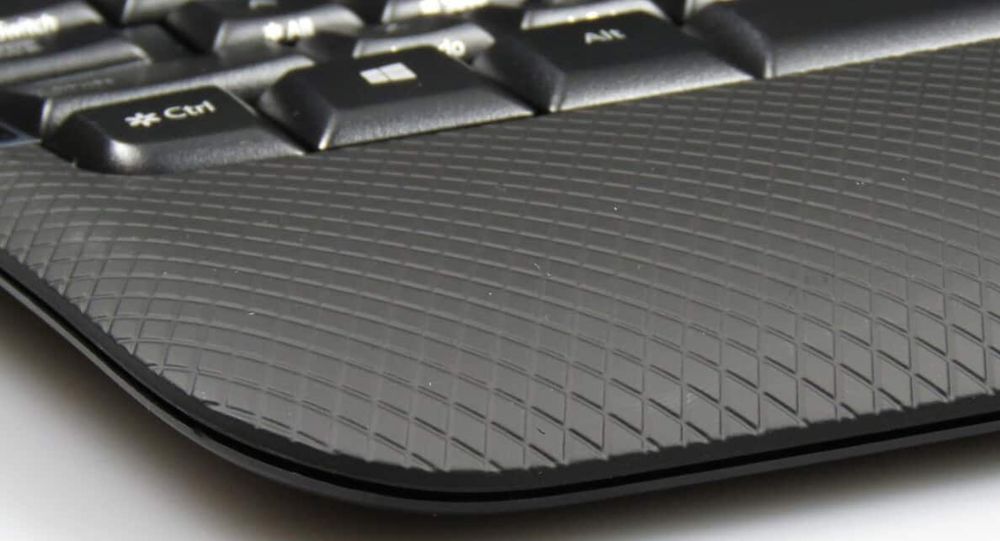 Kit tastatura cu mouse Wireless Microsoft Comfort Desktop 5050 Negru