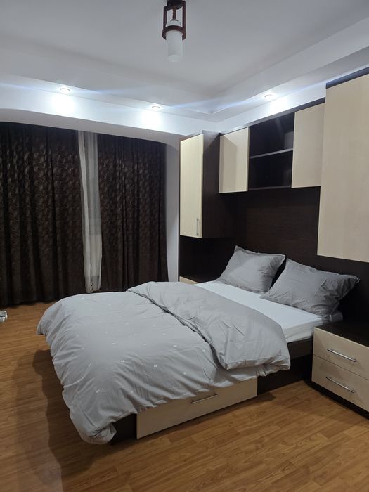 Inchiriez apartament 3 camere în regim hotelier Târg Crăciun Craiova