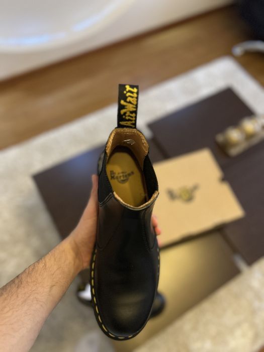 Ghete Dr. Martens Chelsea – Mărimea 44 – Noi, Nepurtate