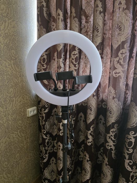 Кольцевая селфи лампа