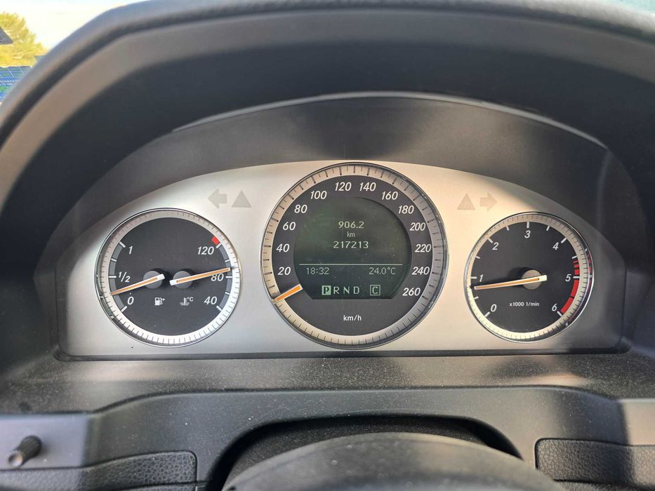 MERCEDES BENZ C220 2.2 cdi avantgarde *646